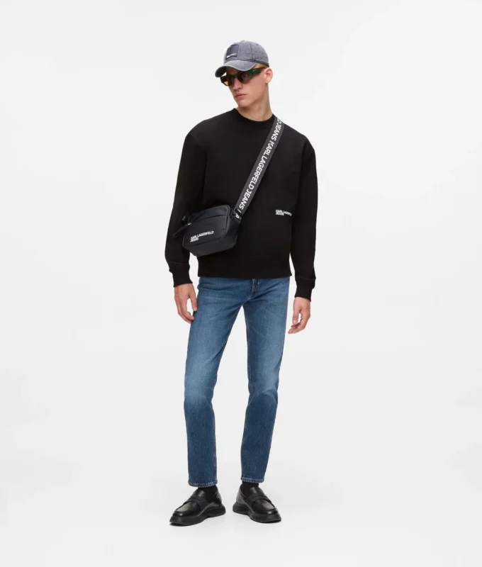 Afslappet sweatshirt med Karl-citat