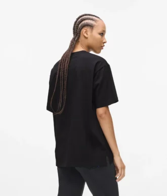 Afslappet T-shirt med Karl-citat