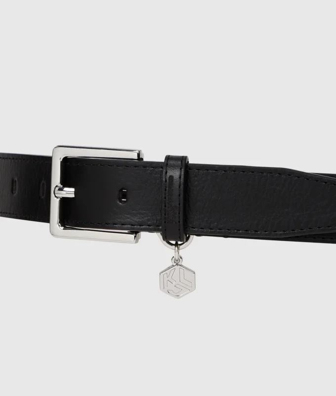 Bælte med logo-charm