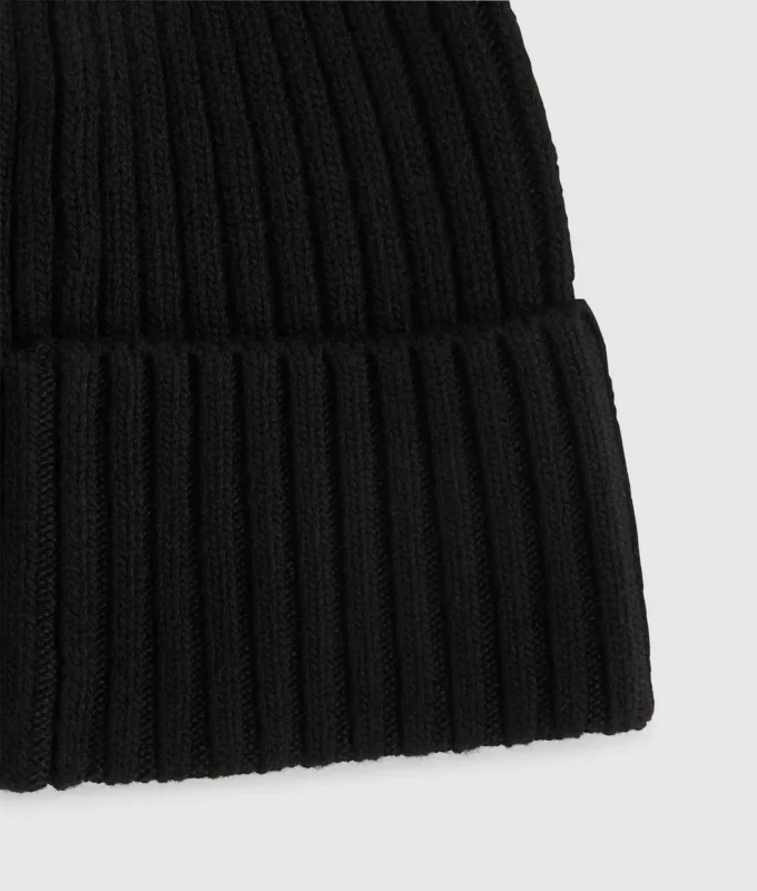 Beanie med logo-patch