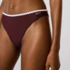 Bikiniunderdel med muslingekant