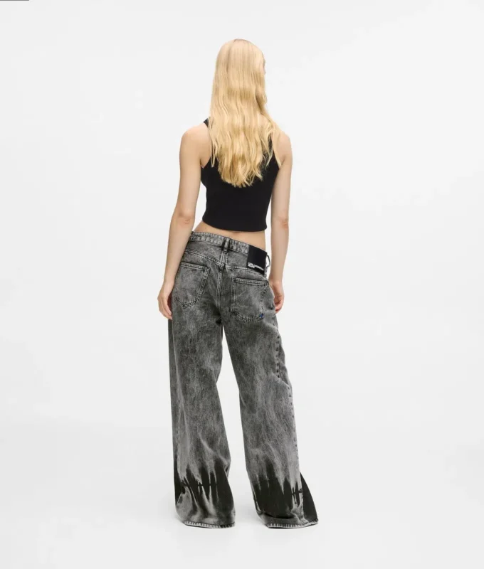 Blegede jeans med lav talje og brede ben