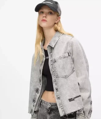 Bleget denimskjorte