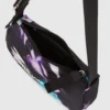 BLOMSTRET NYLON SKULDERTASKE