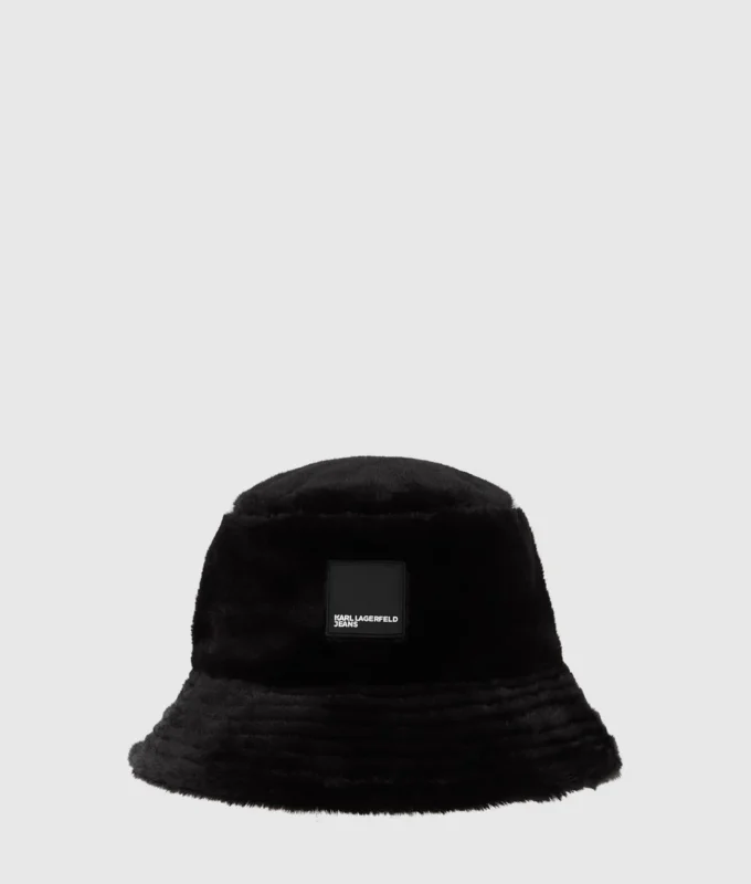 Bøttehat i imiteret pels