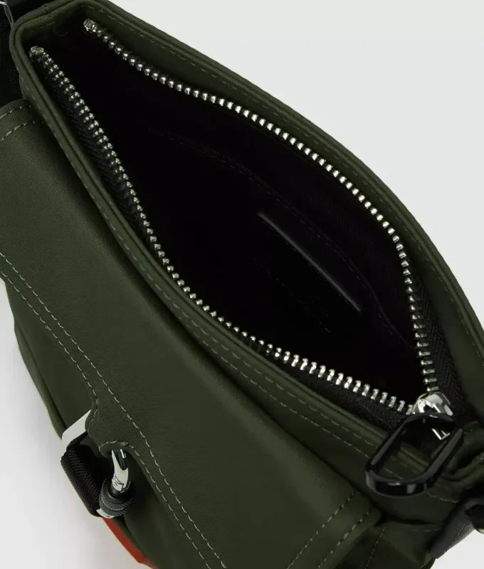 Canyon crossbody taske