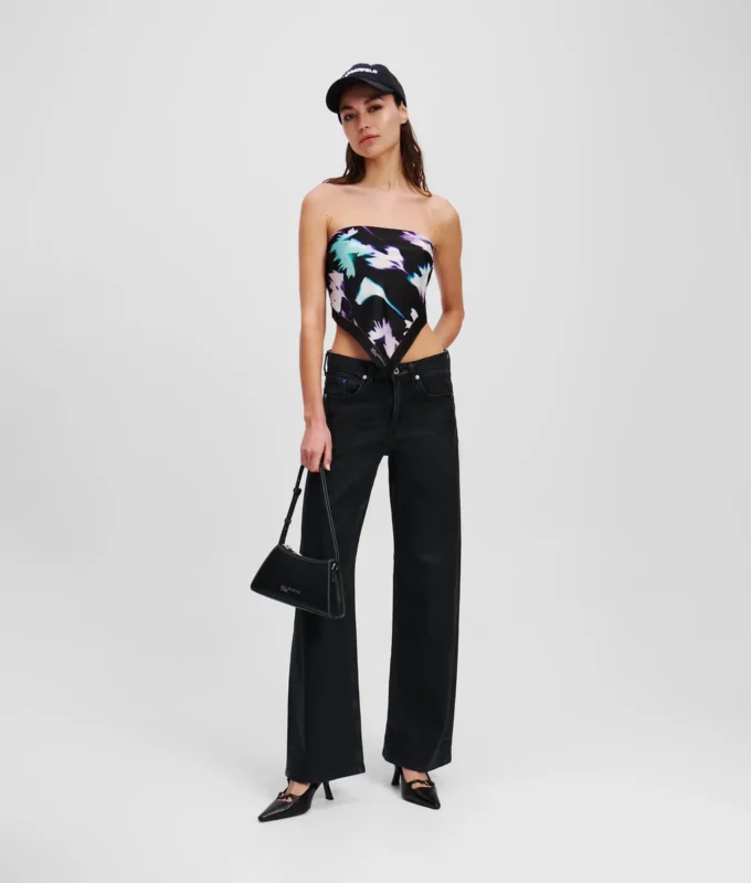 COATED MID-RISE RELAXED JEANS