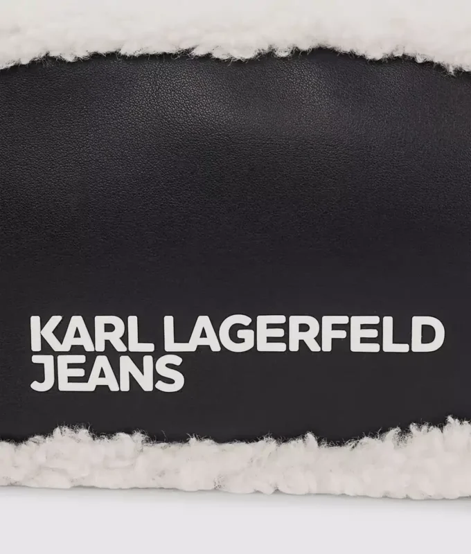 Crossbody-kamerataske i lammeskind