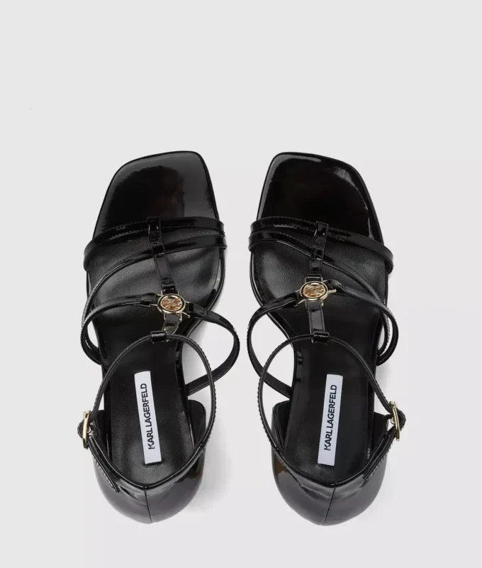 Debutante sandaler med hæl og rem