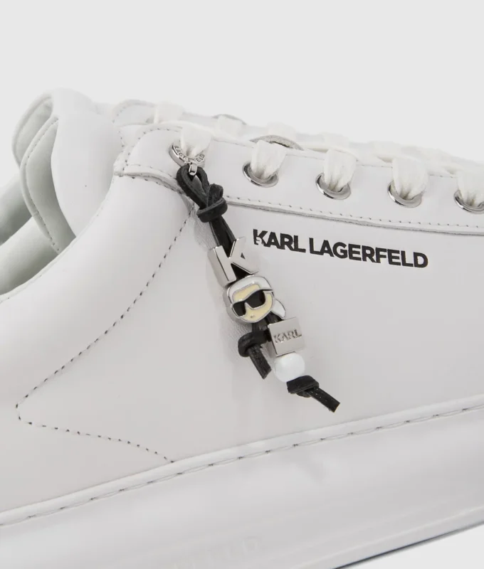 Eksklusive Kapri Ikon charm sneakers