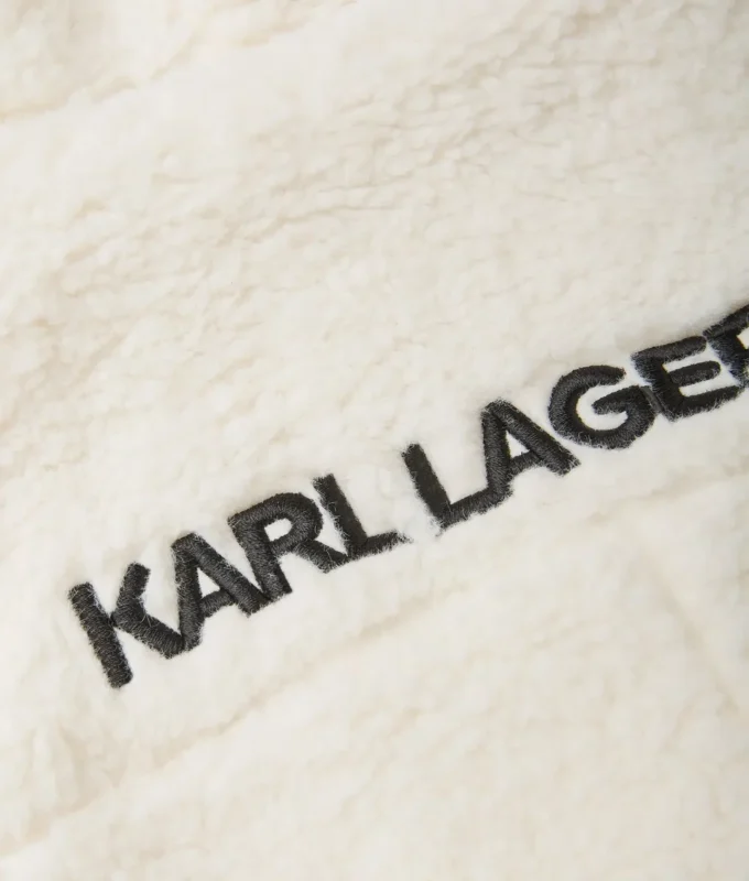 Gavesæt med babydragt