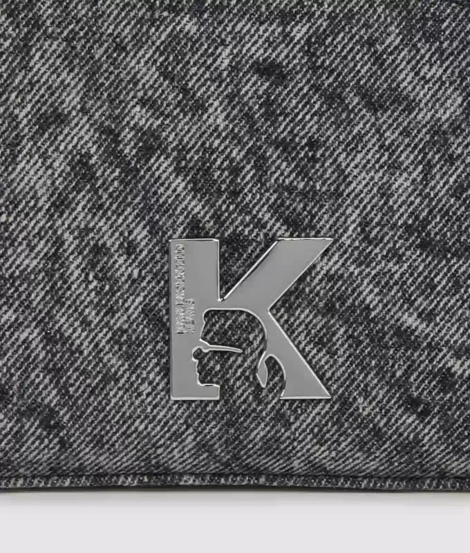 Geo mini crossbody-taske i denim