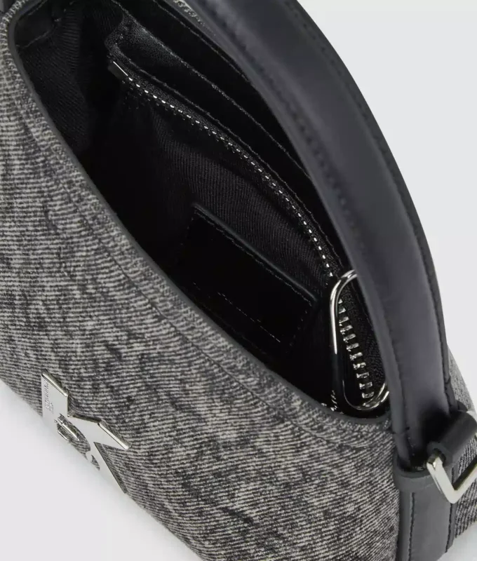 Geo mini crossbody-taske i denim
