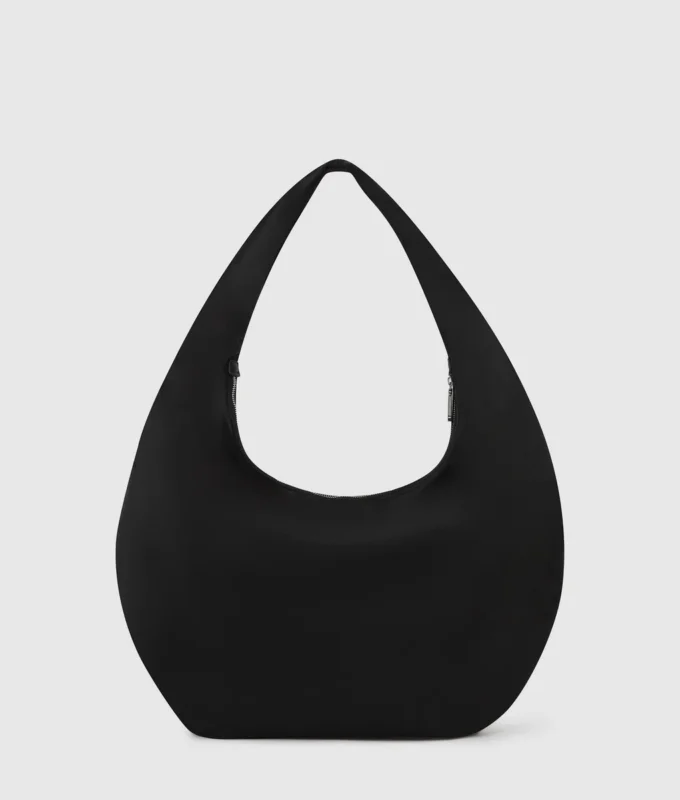 Glansfuld nylon hobo-taske