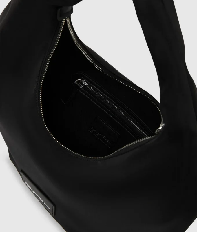 Glansfuld nylon skuldertaske