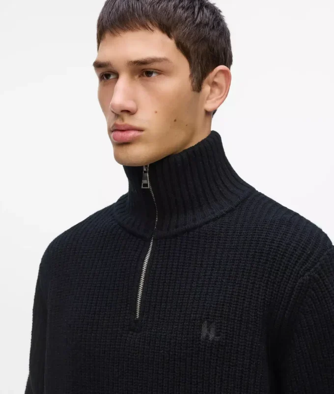 Halvzip-rullekravesweater