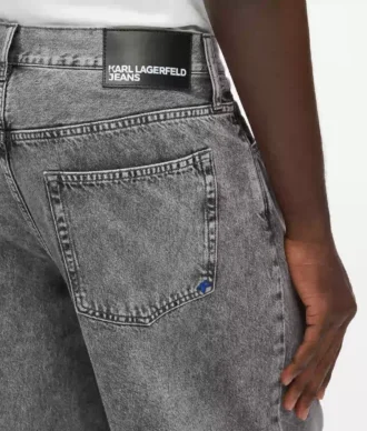 Jeans med bukser i tøndeform