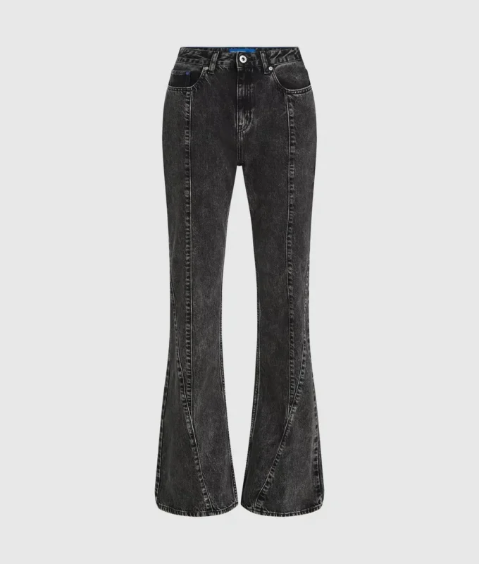 Jeans med høj talje og udvidede ben