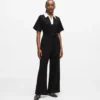 Jumpsuit med karakteristisk krave