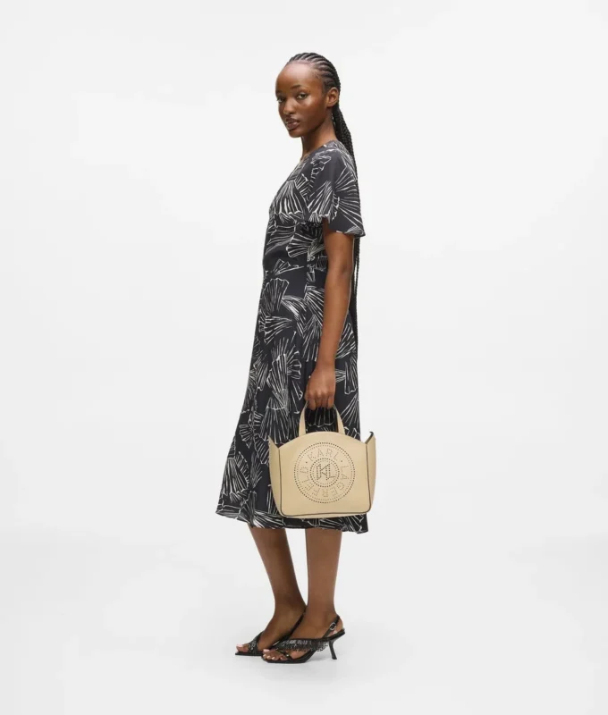 K/CIRCLE PERFORERET LILLE TOTE-TASKE