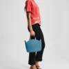 K/CIRCLE PERFORERET LILLE TOTE-TASKE