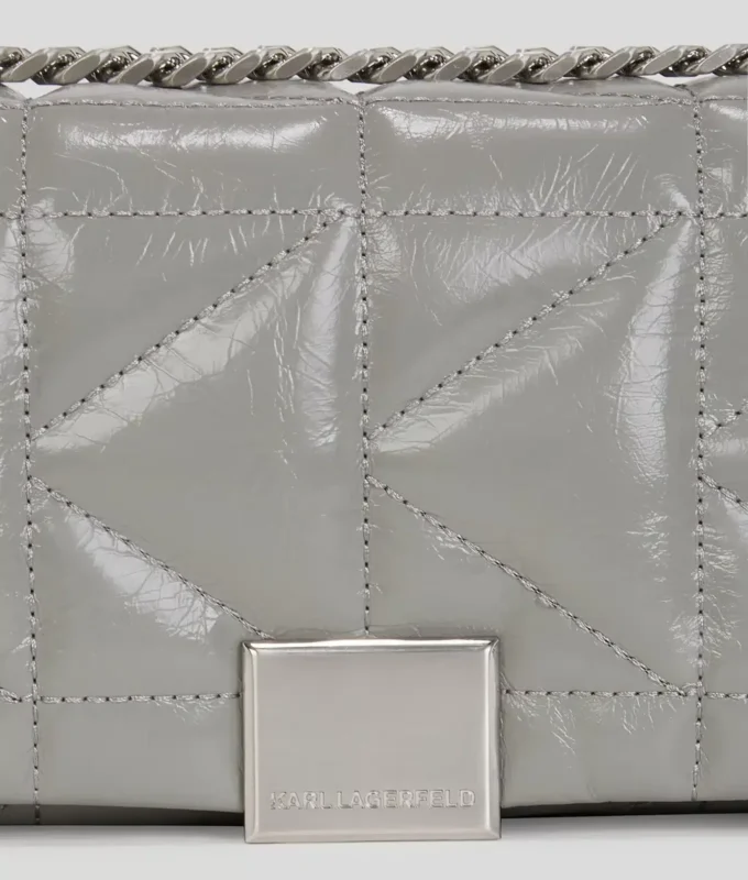 K/KUILT SKINNENDE LILLE CROSSBODY-TASKE