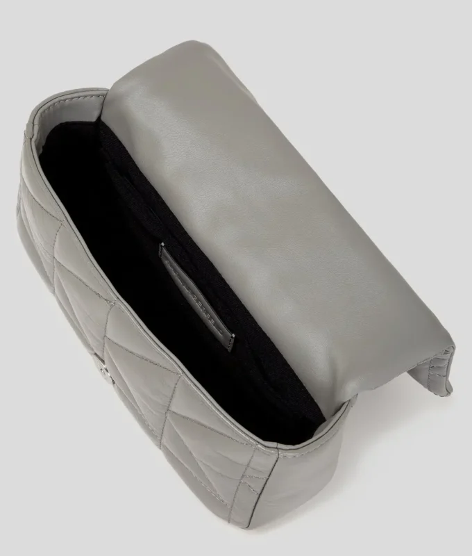K/KUILT SKINNENDE LILLE CROSSBODY-TASKE