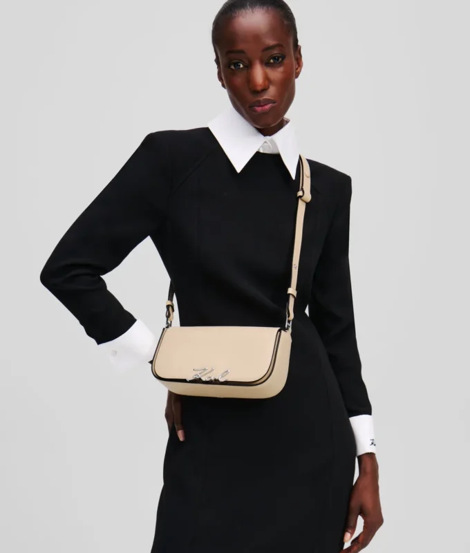 K/SIGNATURE TO-VEJS CROSSBODY TASKE