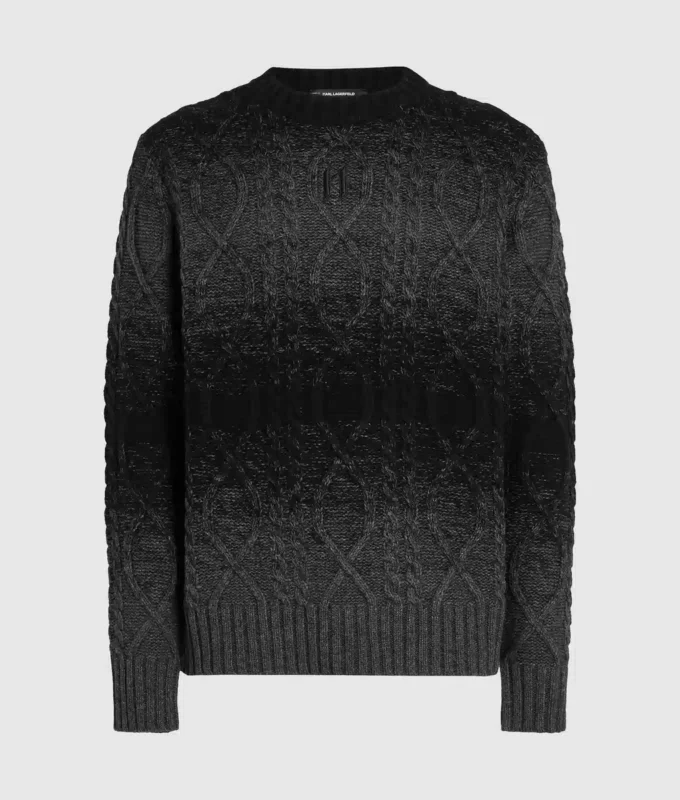 Kabelstrikket sweater