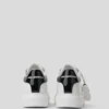 KAPRI NØGLEHALSKÆDE SNEAKERS