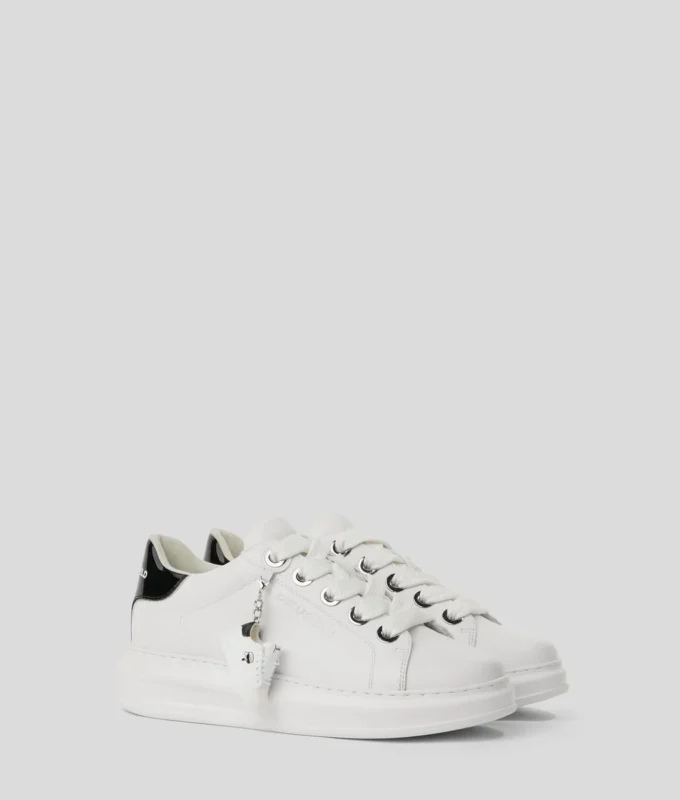 KAPRI NØGLEHALSKÆDE SNEAKERS