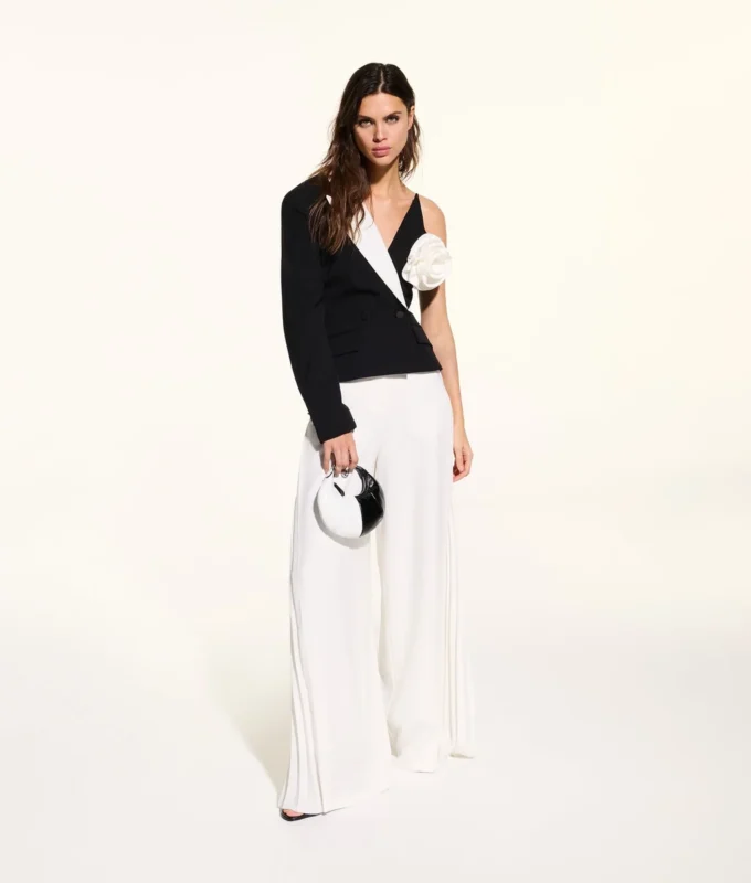 KL STUDIO ASYMMETRISK BLAZER