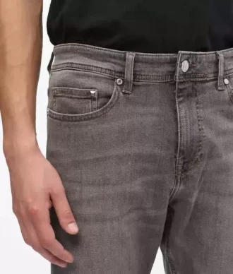KLASSISKE JEANS