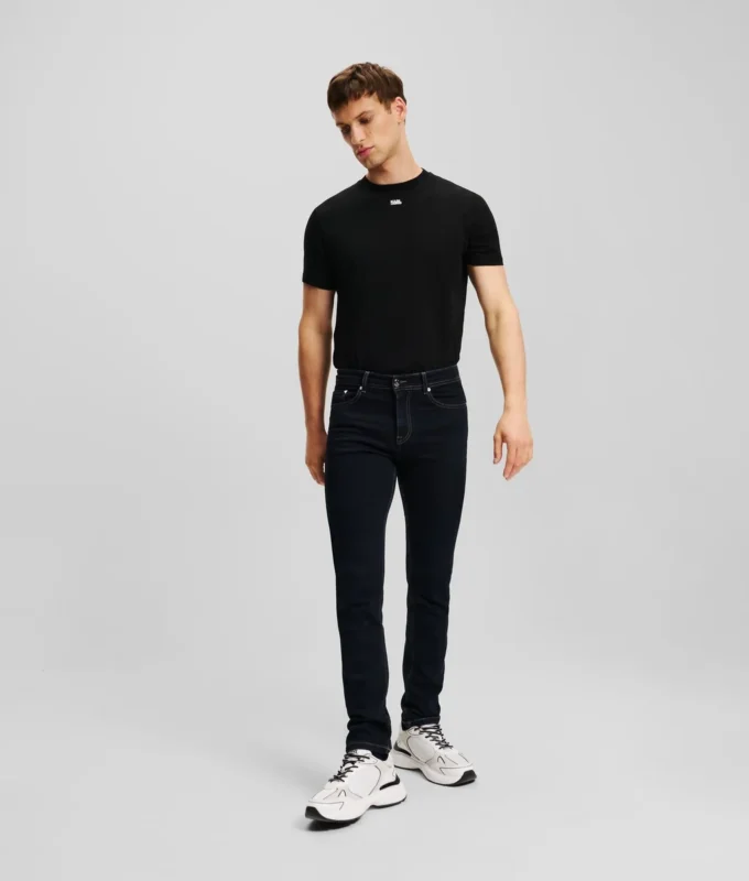 KLASSISKE JEANS