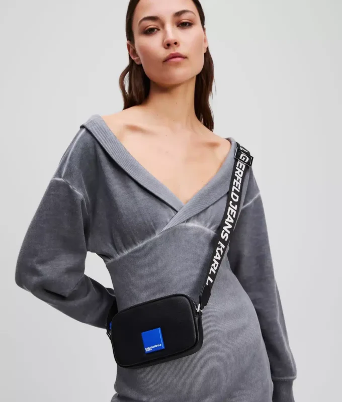 KLJ BOX LOGO MINI CROSSBODY TASKE