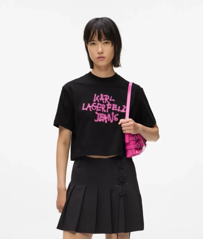 Kort graffiti-T-shirt