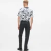 Lige jeans med monogram overalt