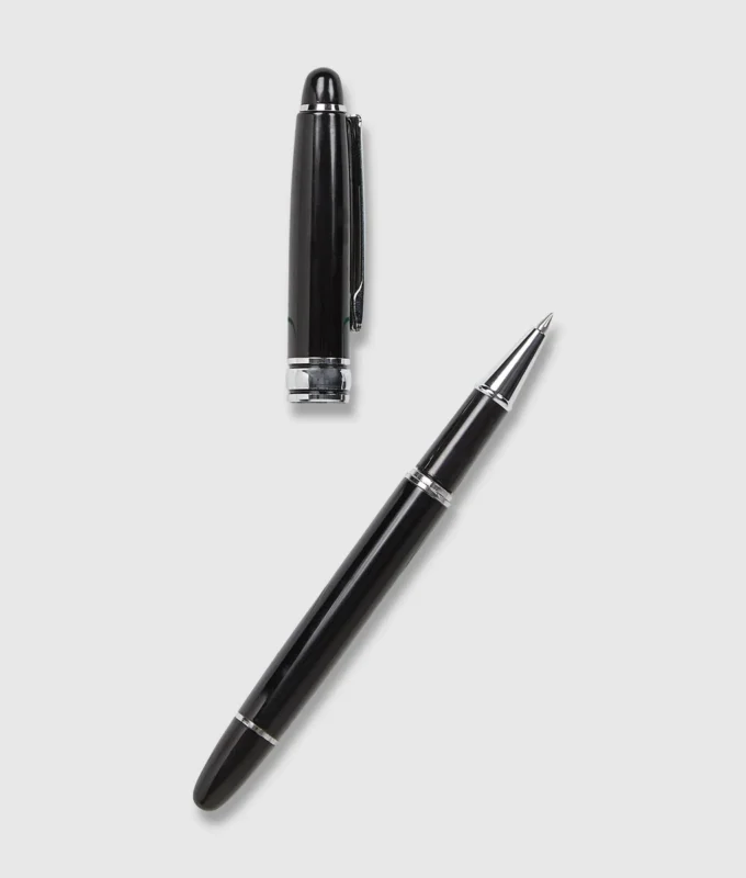 Maison de Karl notesbog og pen i gaveæske