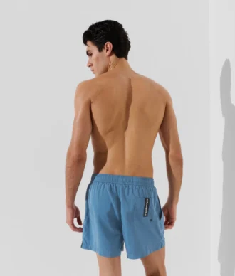 METALLISKE LOGO-SHORTS