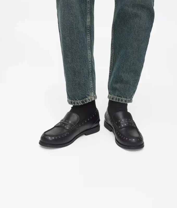 Mia loafers med nitter