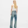 Mid-rise jeans i afslappet pasform