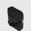Minimalistisk crossbody-taske med logo