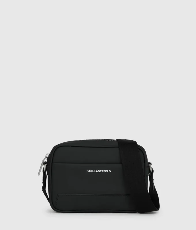 Minimalistisk kamerataske med logo