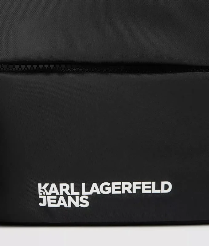 Nylon crossbody-taske med logo