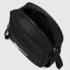 Nylon crossbody-taske med logo