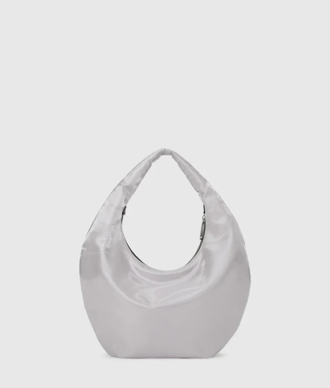 Nylon skuldertaske i metallic