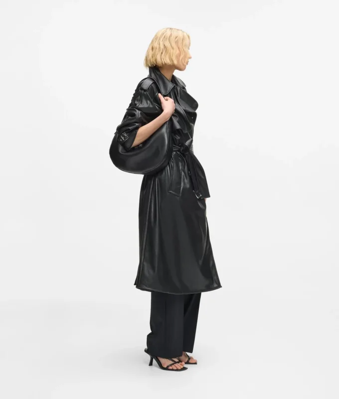 Perforeret trenchcoat i imiteret læder