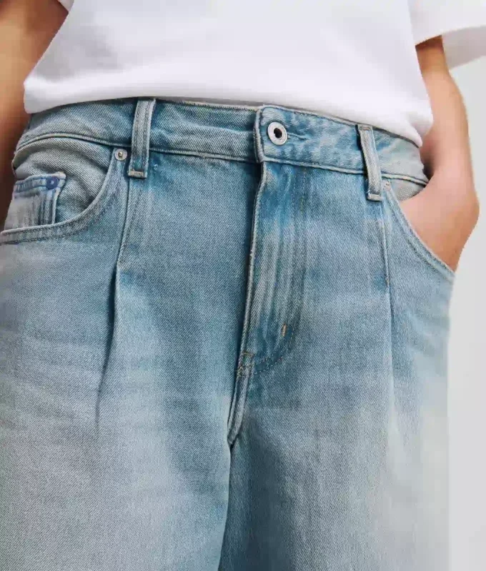 PLISSEREDE JEANS MED BREDE BEN