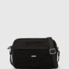 Praktisk crossbody-taske med snøre