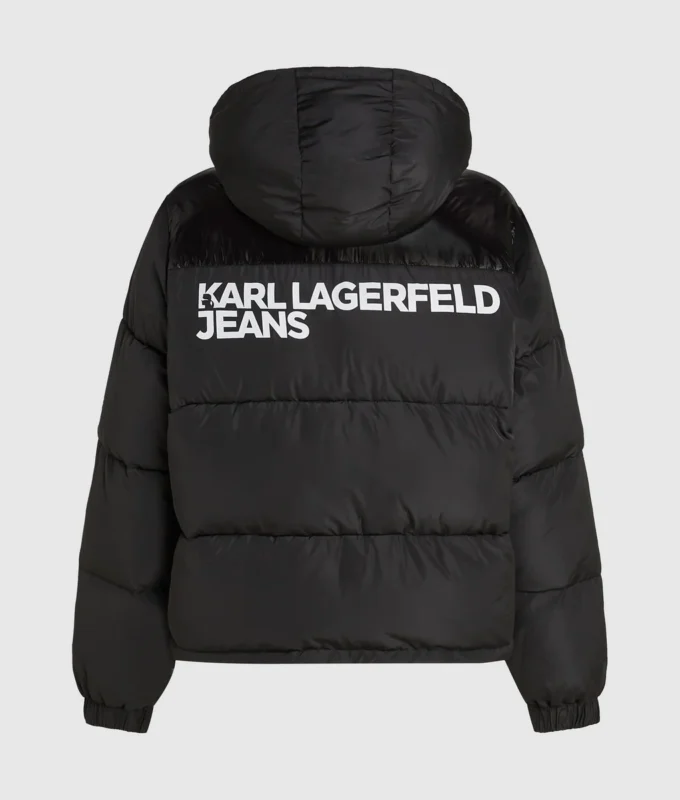 Pufferjakke med logo